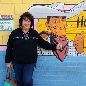 Meet your Posher, Nancy